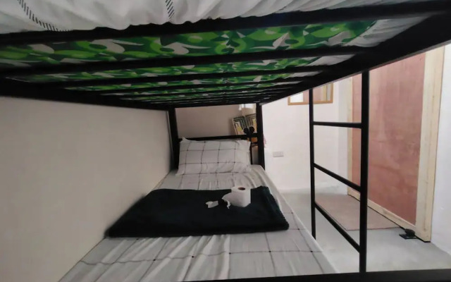 La Ud Lounge and Hostel
