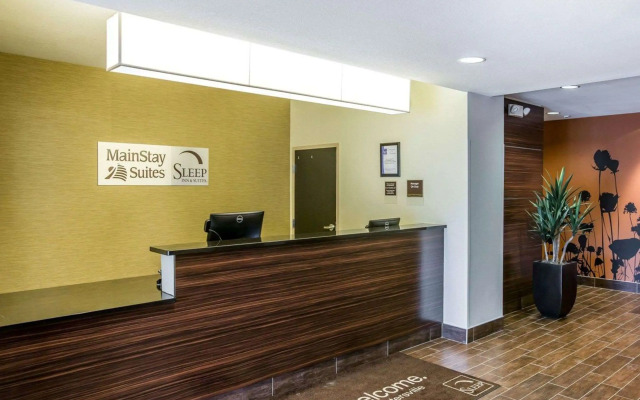 Sleep Inn Cartersville - Emerson Lake Point