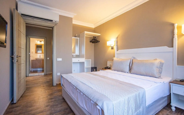 Olbios Marina Resort