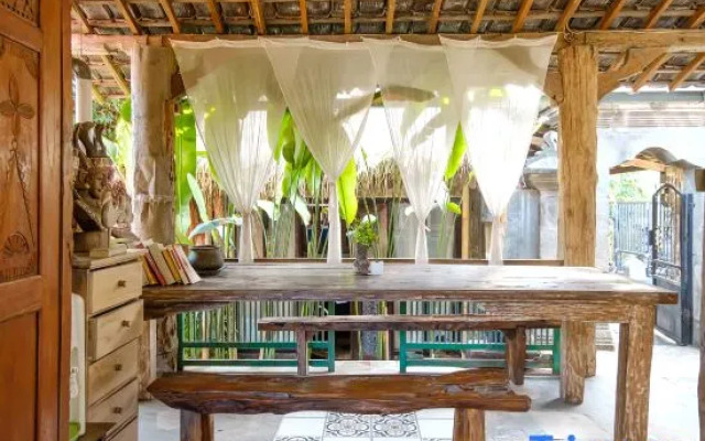 TwoSpaces Living at Wave and Chill House, Canggu