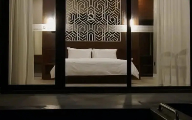 Song View Pool Villa