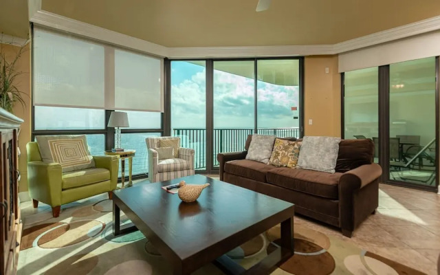 Phoenix Ix 1402 2 Bedroom Condo