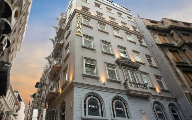 Pera City Suites