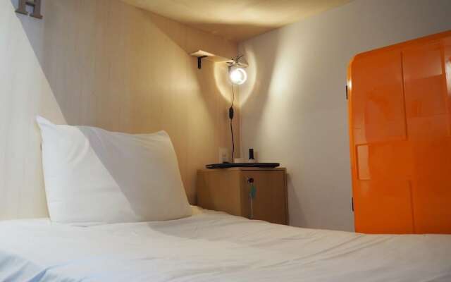 Tomarigi Hostel