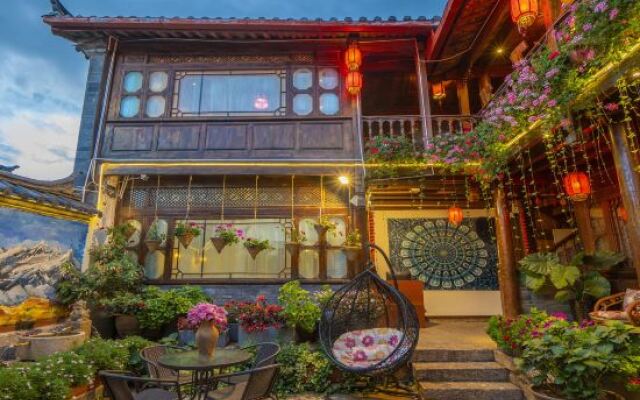 Floral Hotel Yujia