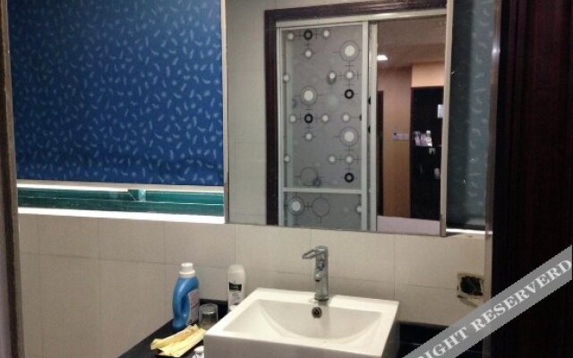15 She Hotel (Singshui Bus Station Store)