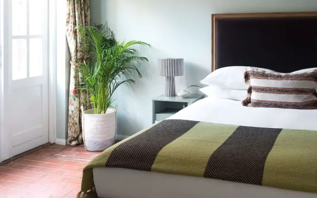 Notting Hill Mews House Sleeps 8