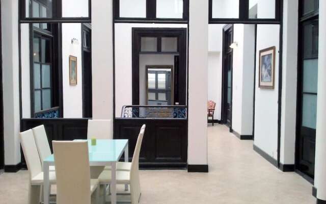 Montevideo Chic Boutique Hostel