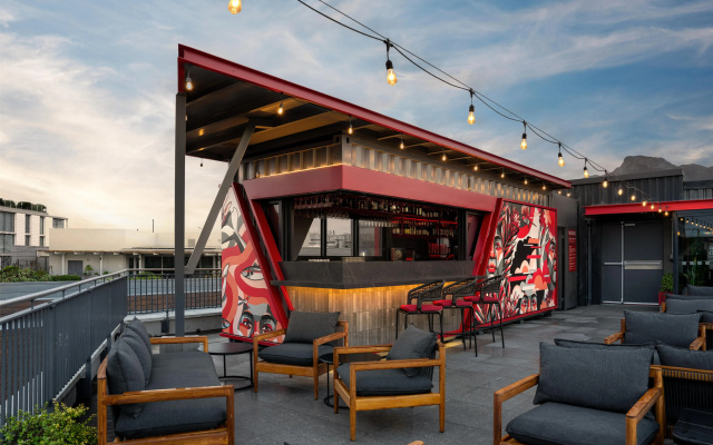 Radisson RED V&A Waterfront, Cape Town