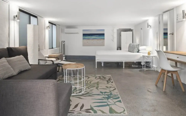 Surfie Pad 10 min Walk to Beach and Dining