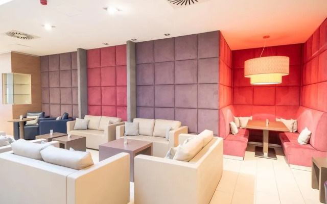 Отель Orangerie