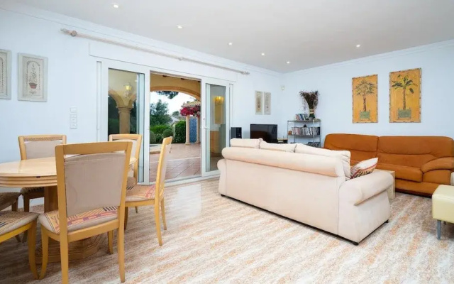 3-bed Villa Las Rotas