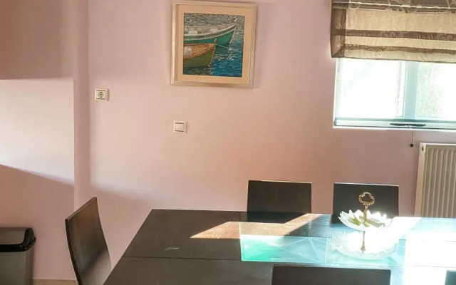 Sofia's Seaview House