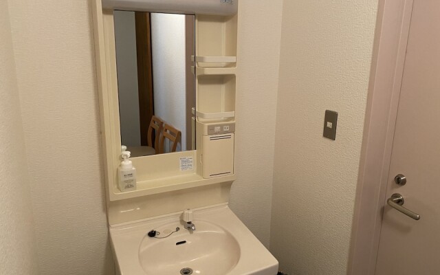 Riverside Hostel B&B – Hostel