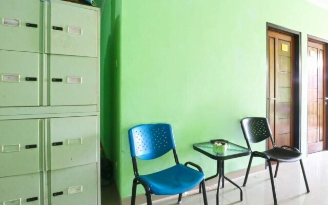 Kabin Kapsul Kayu Jati I Hostel