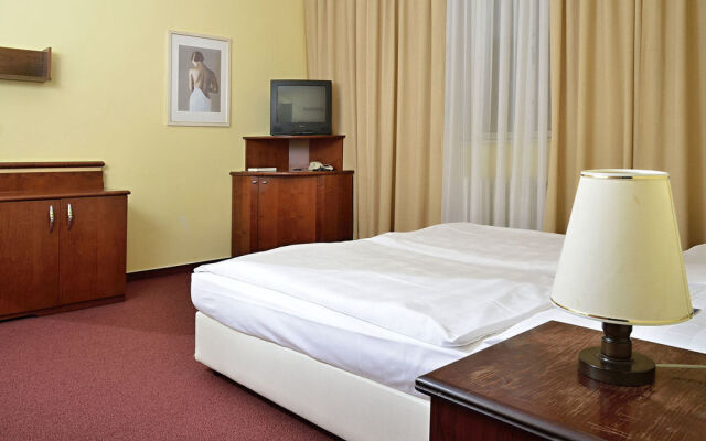 EA Hotel Jasmín