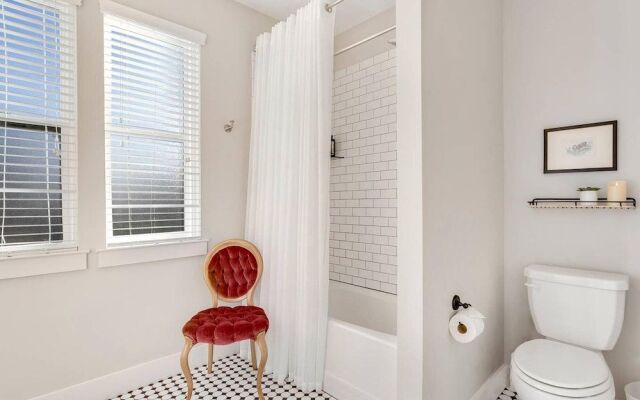 Harribo Townhome - Walk Everywhere - Downtown Fay