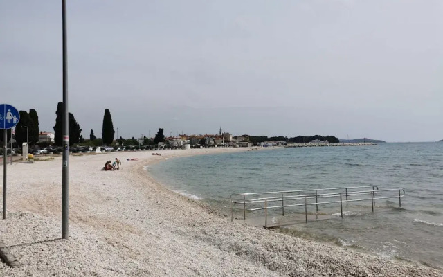 Modern and Bright Fazana Apartment With Balcony and Sea View