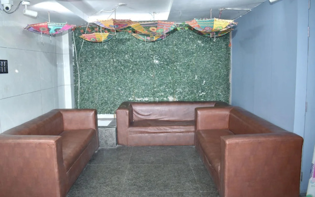 Fabexpress F9 Rohini Sector 24