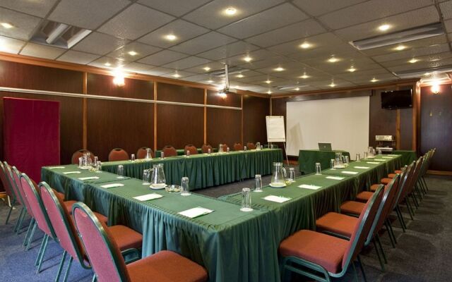 Sentinel Luxury Suite Hotel