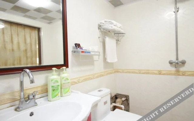 Huanren Tianyu Inn 2nd Branch