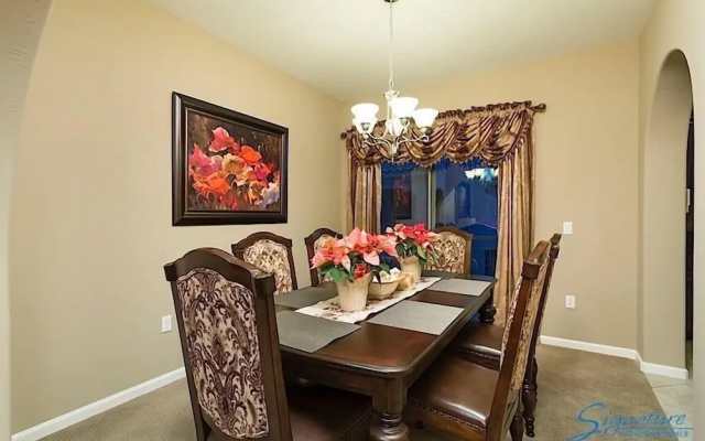 Hot Spot at Desert Ridge By Signature Vacation R
