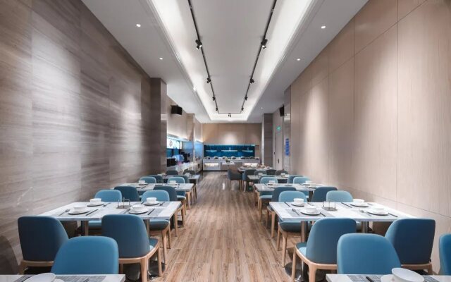 Kyriad hotel (Shenzhen Guangming Zhenmei Subway Station Store)