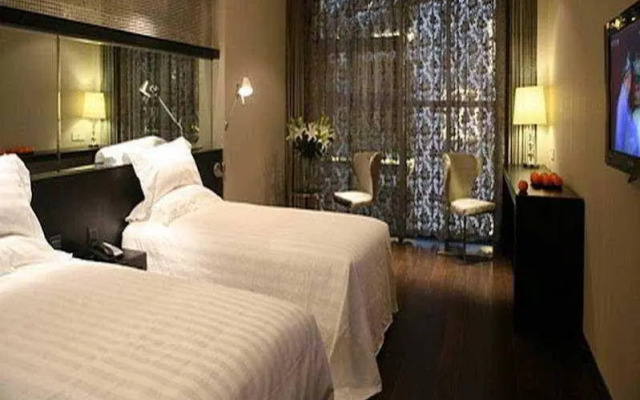Orange Hotel