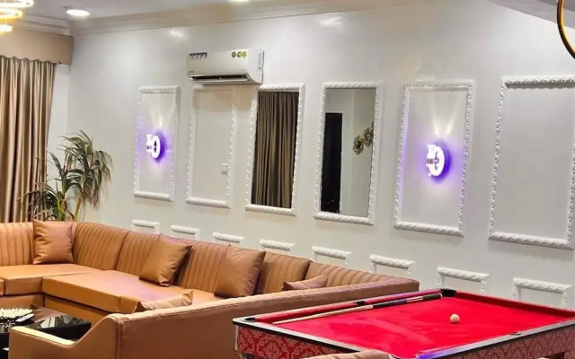 Service Apartment Hub