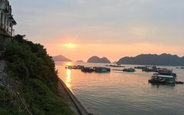 Cat Ba Lucky Family Hotel