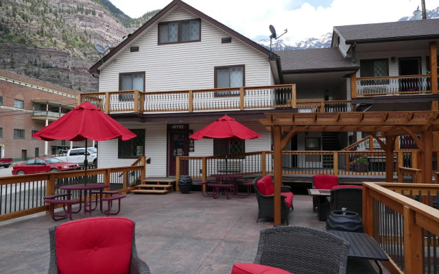 Matterhorn Inn Ouray