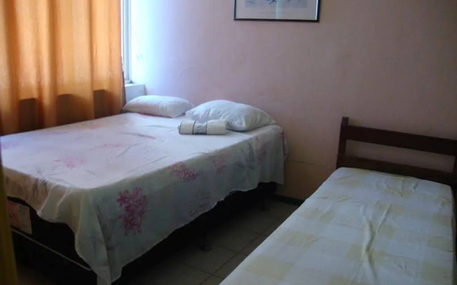 Arthemis Hotel e Pousada