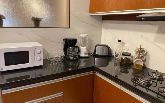 Departamento Moderno, Acogedor Y Céntrico.