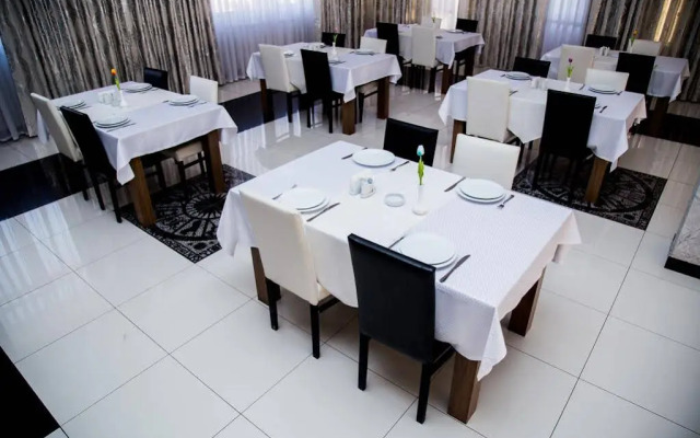Travel Hotel
