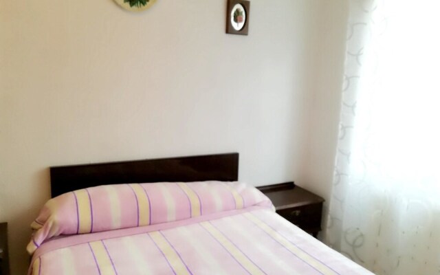 Apartment With 2 Bedrooms in León - 140 km From the Beach