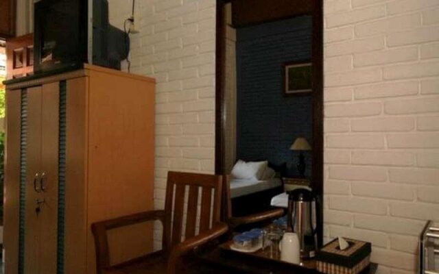 Hidden Oasis Bed & Breakfast
