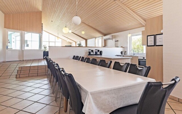 20 Person Holiday Home in Vinderup-by Traum