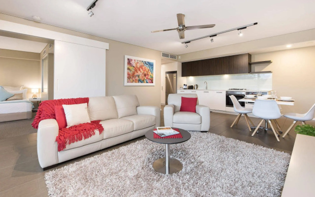 Darwin Waterfront Luxury Suites