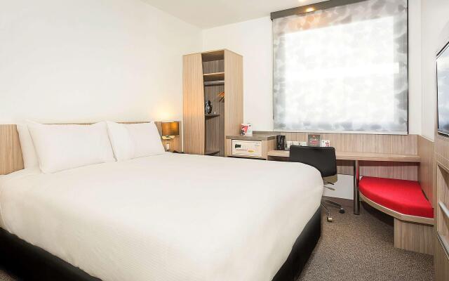 ibis Mackay