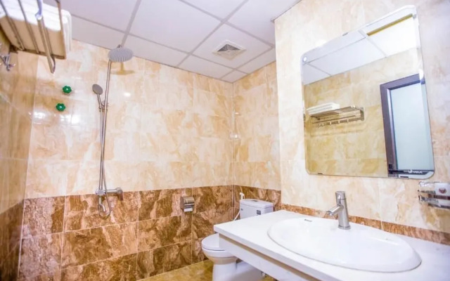 Tu Phuong Hotel TH by Bay Luxury