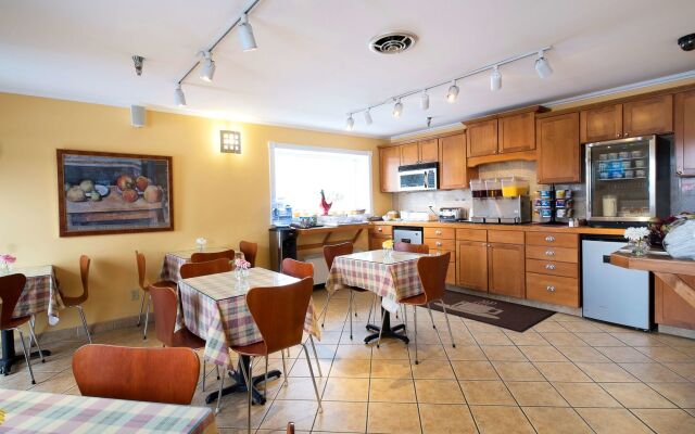 Red Roof Inn & Suites Herkimer