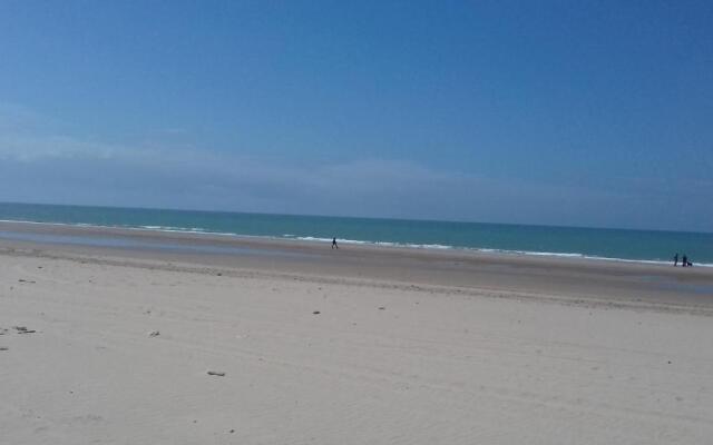 central luminous cute studio by the beach & harbour