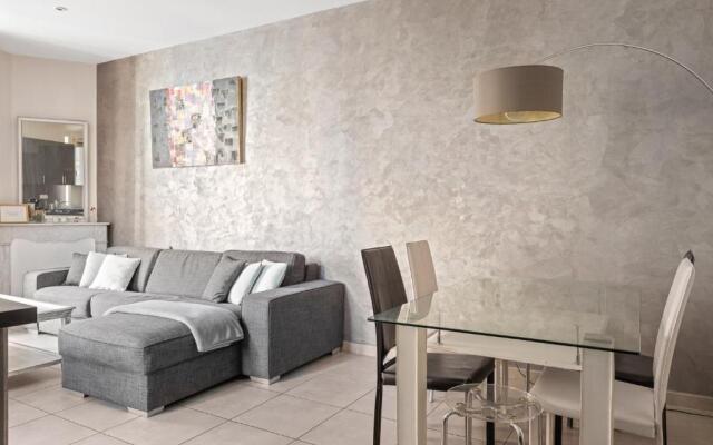 Appartement 2P centre de Cannes avec balcon