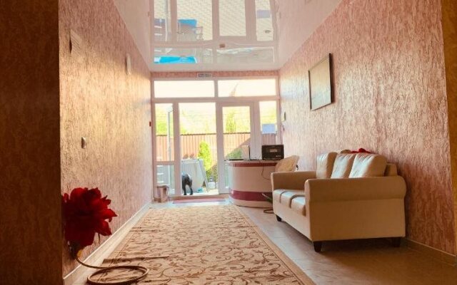 Hotel Tri Bogatyrya