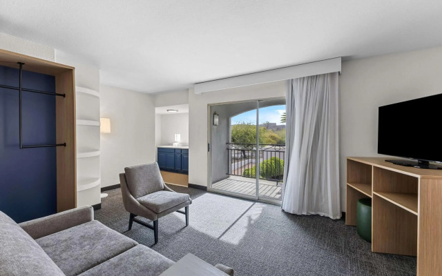 Spark by Hilton Glendale Phoenix North