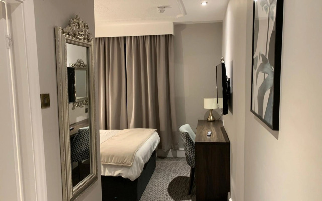 Trafford Hall Manchester, Trademark Collection by Wyndham