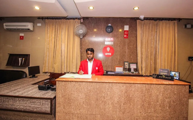 OYO Flagship 22531 C Scheme Ashok Nagar