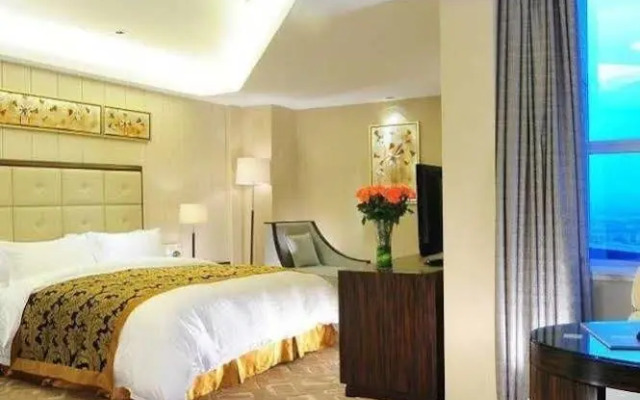 Yulong International Hotel