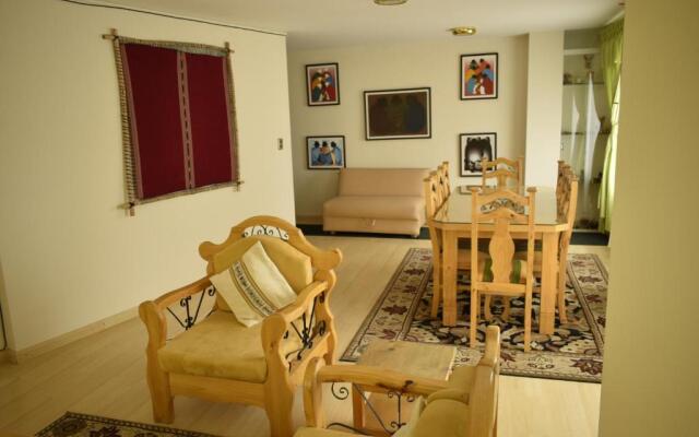 Almudena Apart Hotel