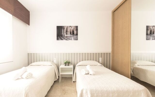 SurTrip Apartamentos - San Anton